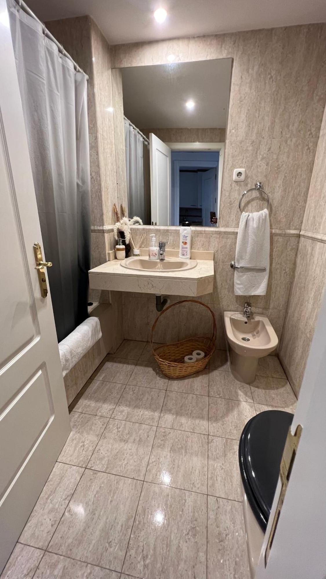 Deyanira Suite, Aeropuerto, Ifema Madrid Esterno foto